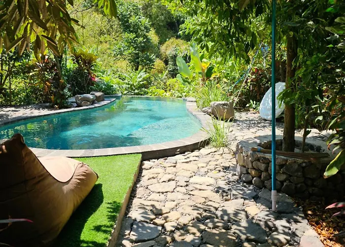 Les Garden