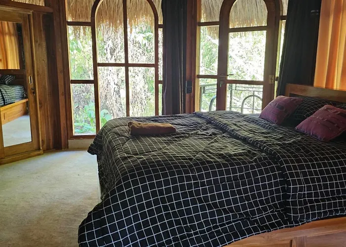 Les Garden Guest house